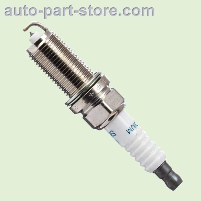 SK16HR11_3417 spark plugs