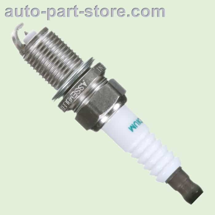 SK16R11_3324 spark plugs