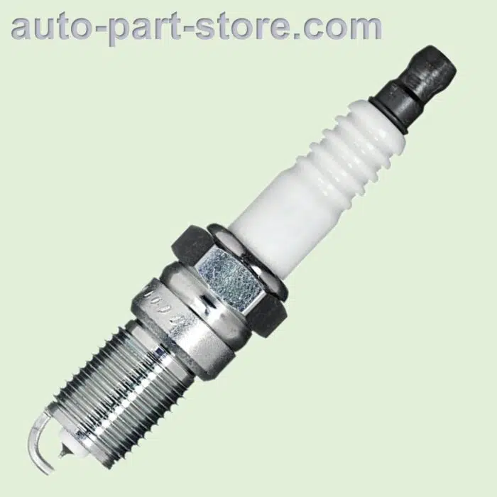 spark plugs ITR6F13_4477