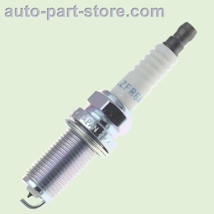 spark plugs MN158596